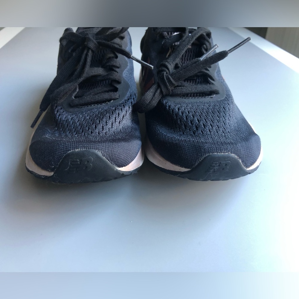 New Balance Fresh Foam Arishi V3 Running Shoes Womens Black Size: US 7 EUR 37.5 - Picture 4 of 14